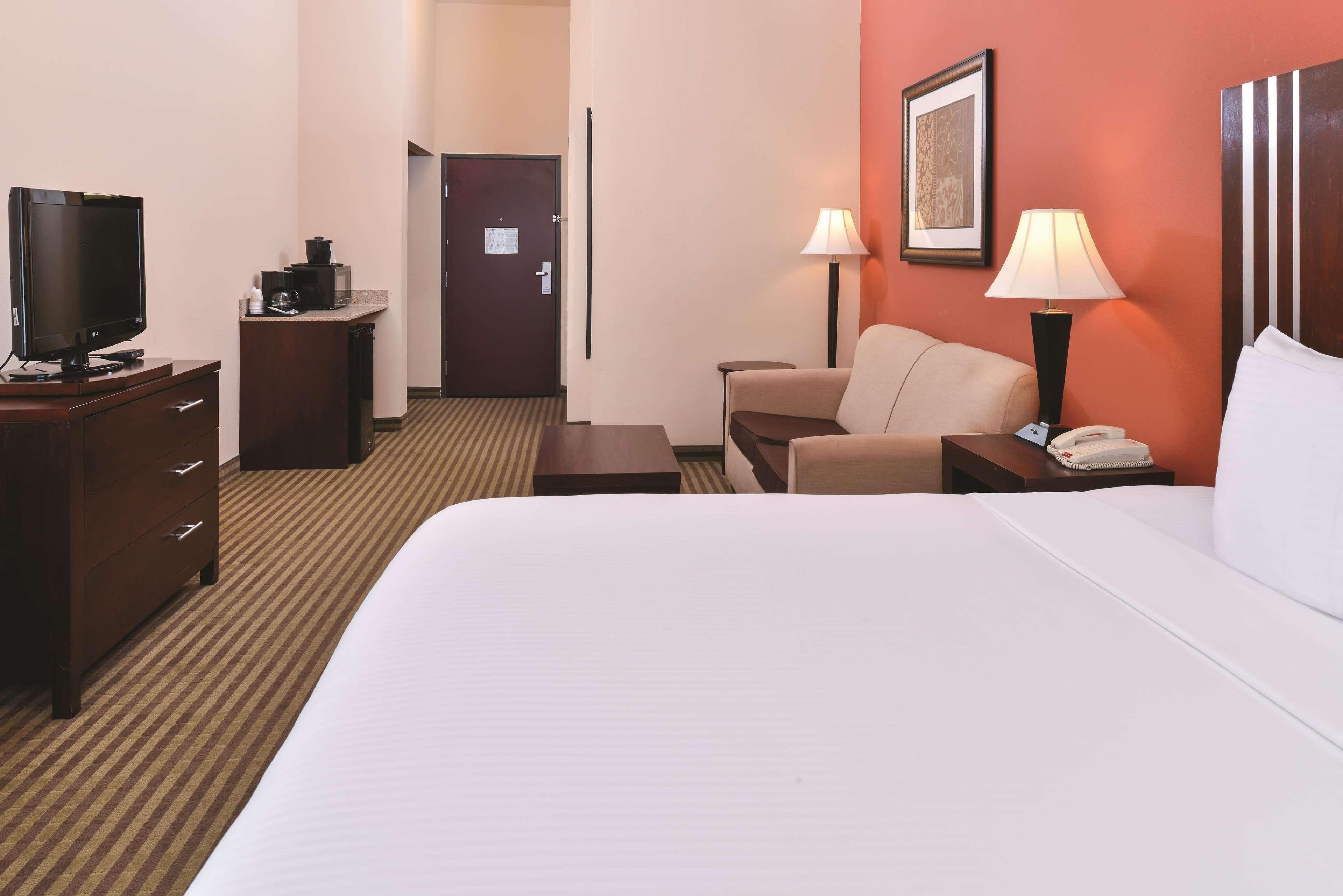 La Quinta By Wyndham Woodward Otel Dış mekan fotoğraf