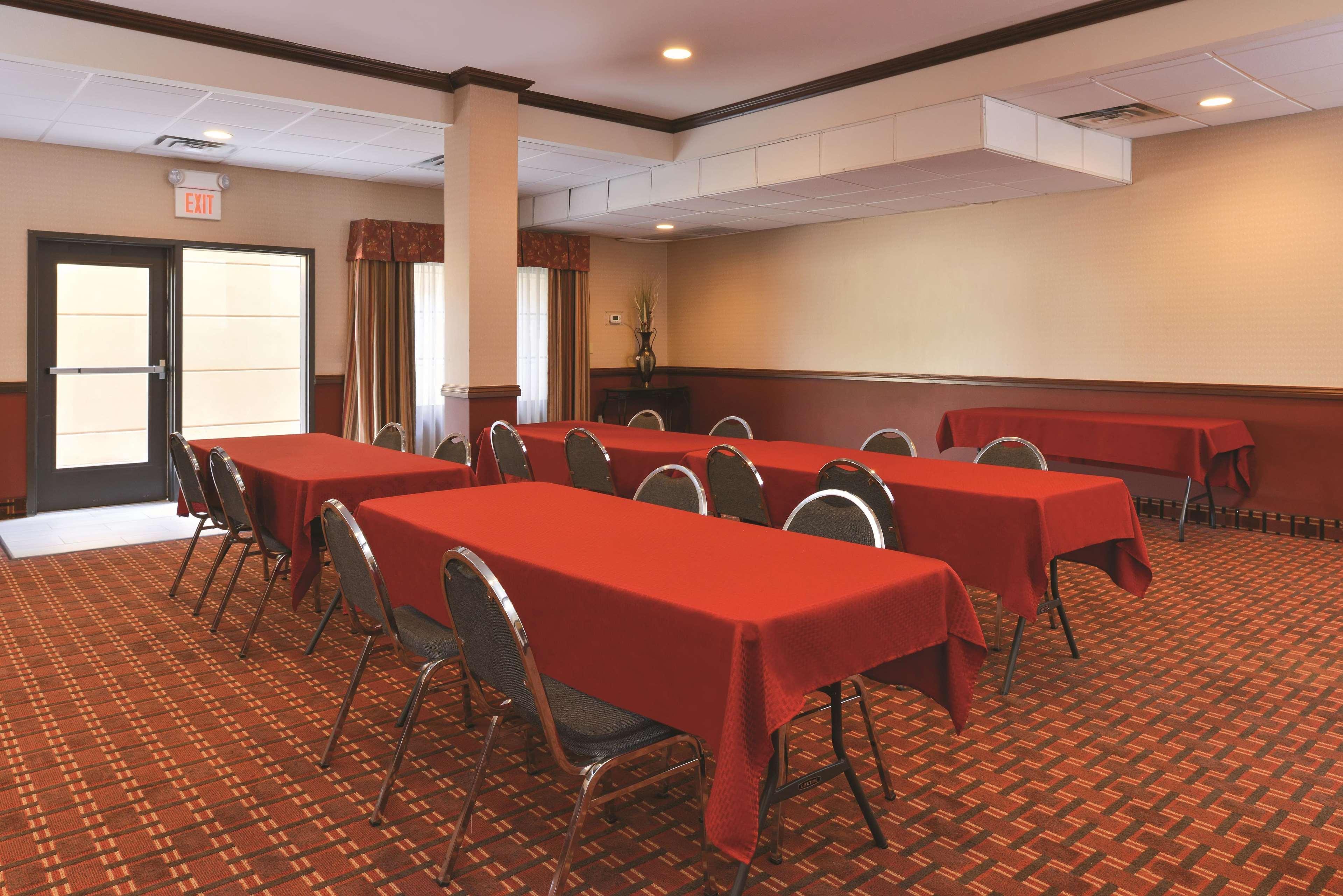 La Quinta By Wyndham Woodward Otel Dış mekan fotoğraf